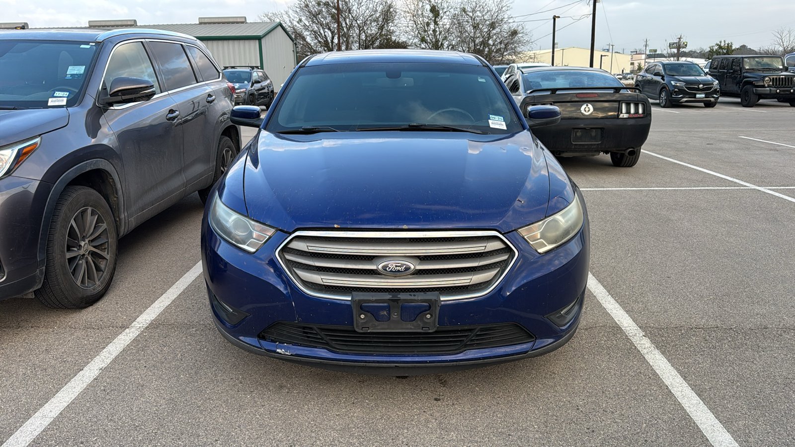 2015 Ford Taurus SEL 2