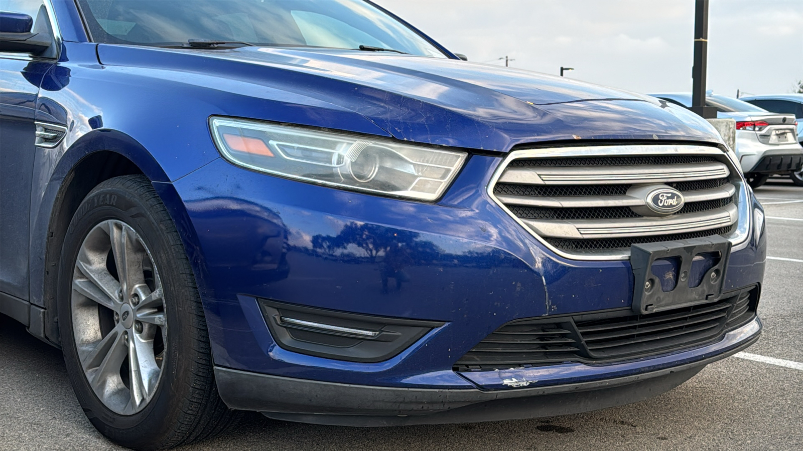 2015 Ford Taurus SEL 9