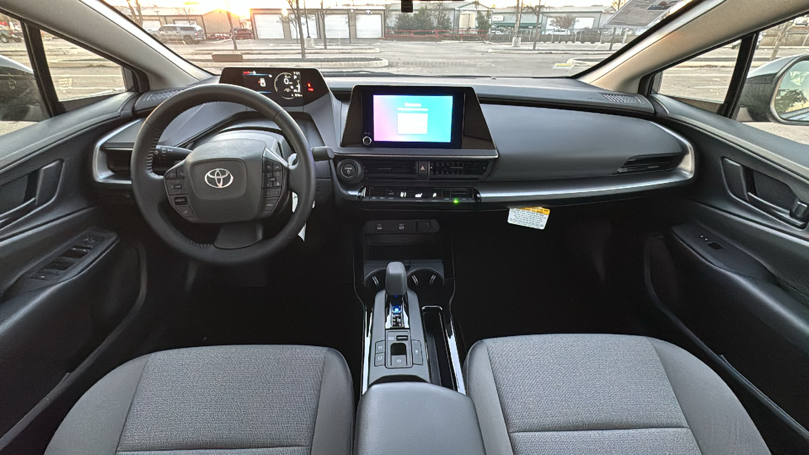 2024 Toyota Prius LE 16