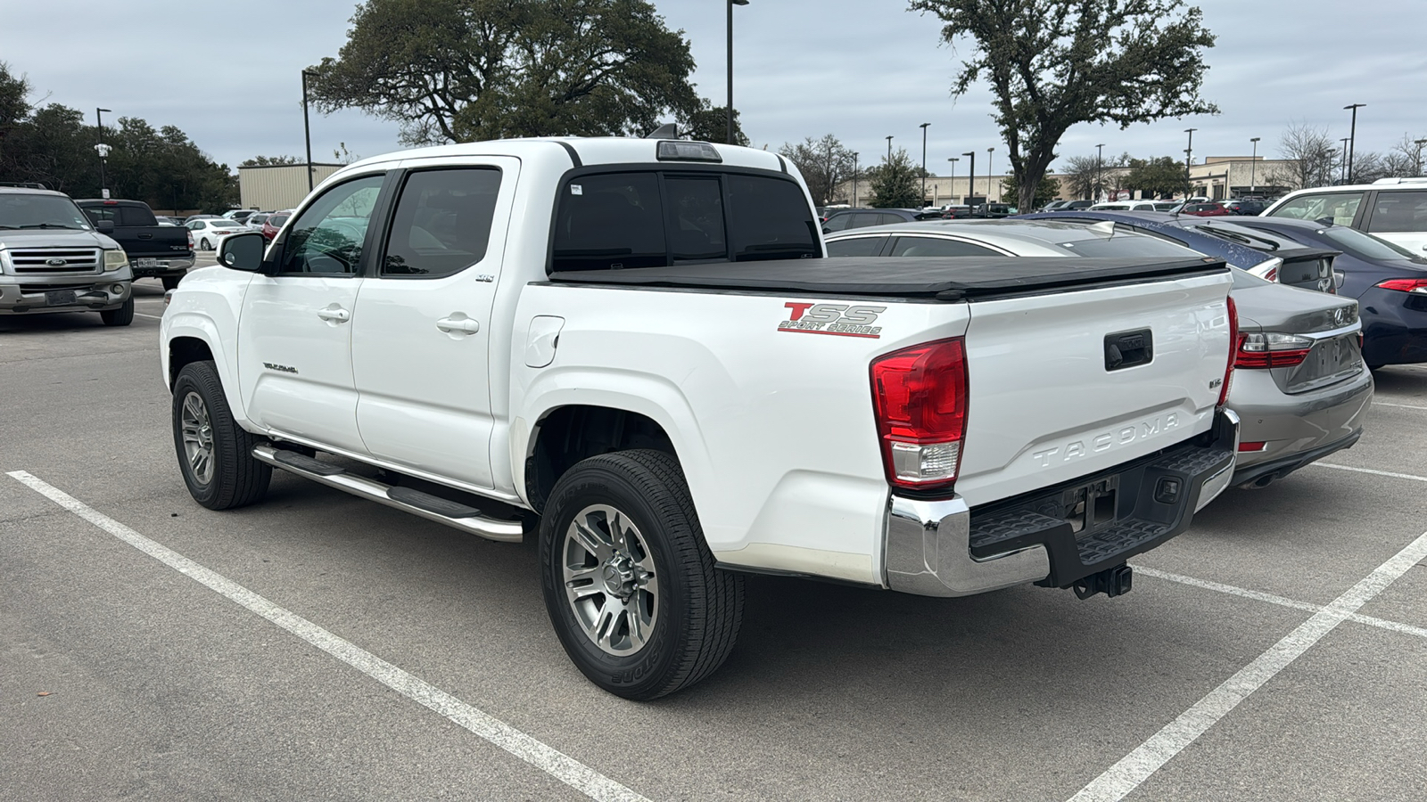 2016 Toyota Tacoma Base 4