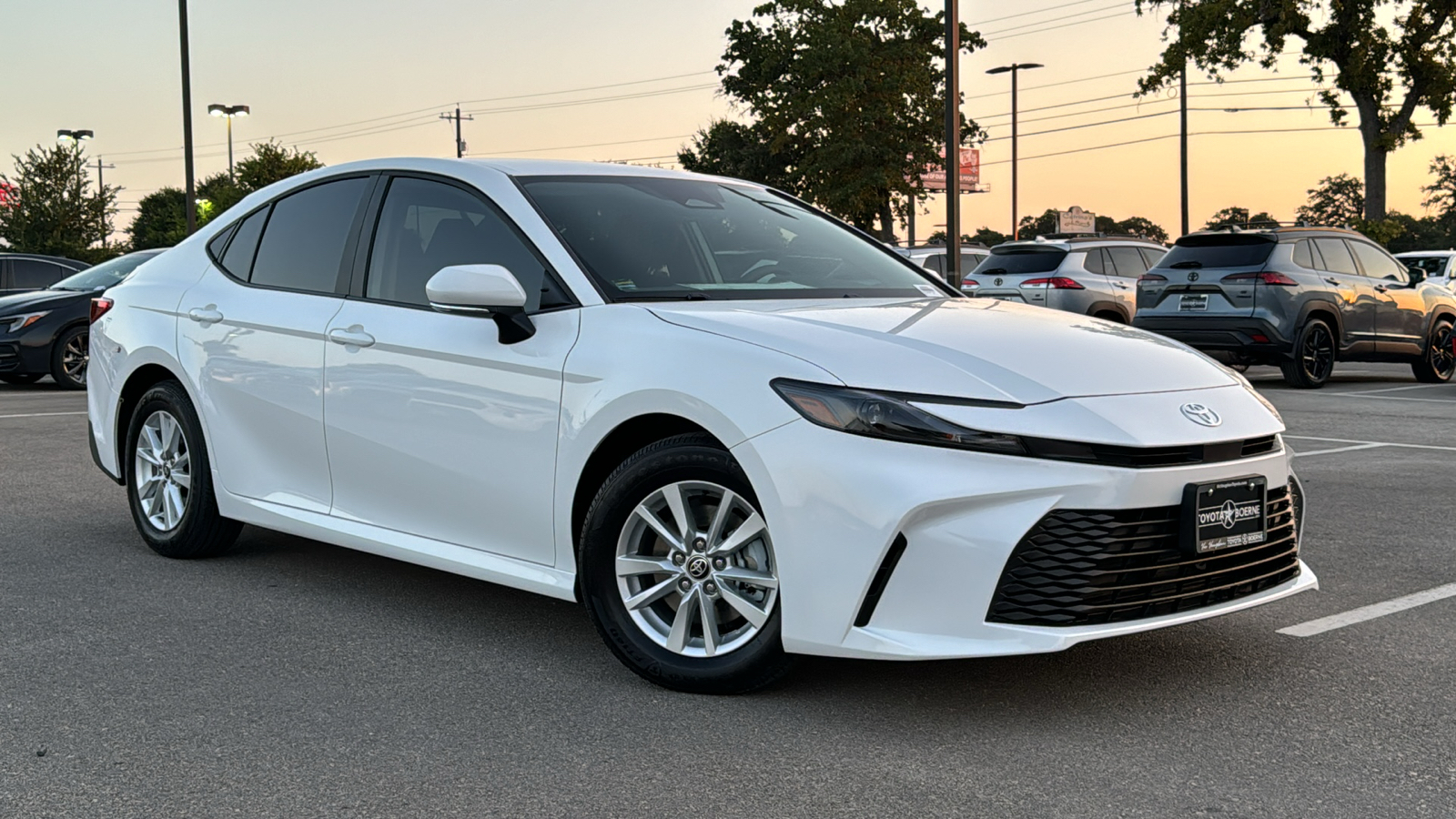 2025 Toyota Camry LE 24