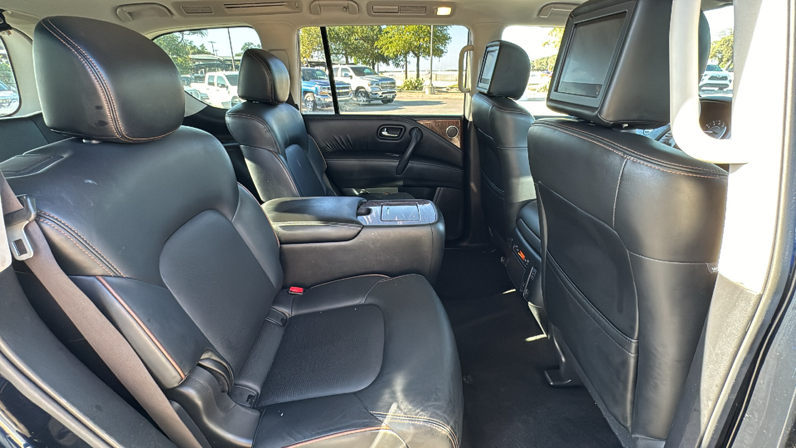 2019 Nissan Armada Platinum 38