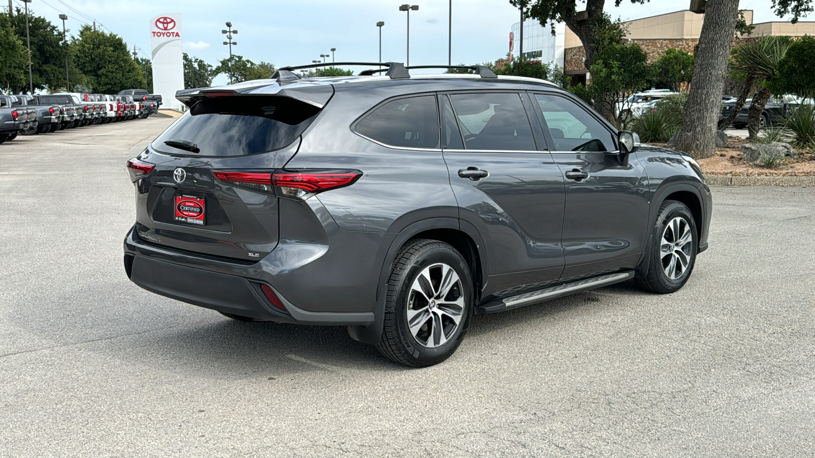 2022 Toyota Highlander XLE 7