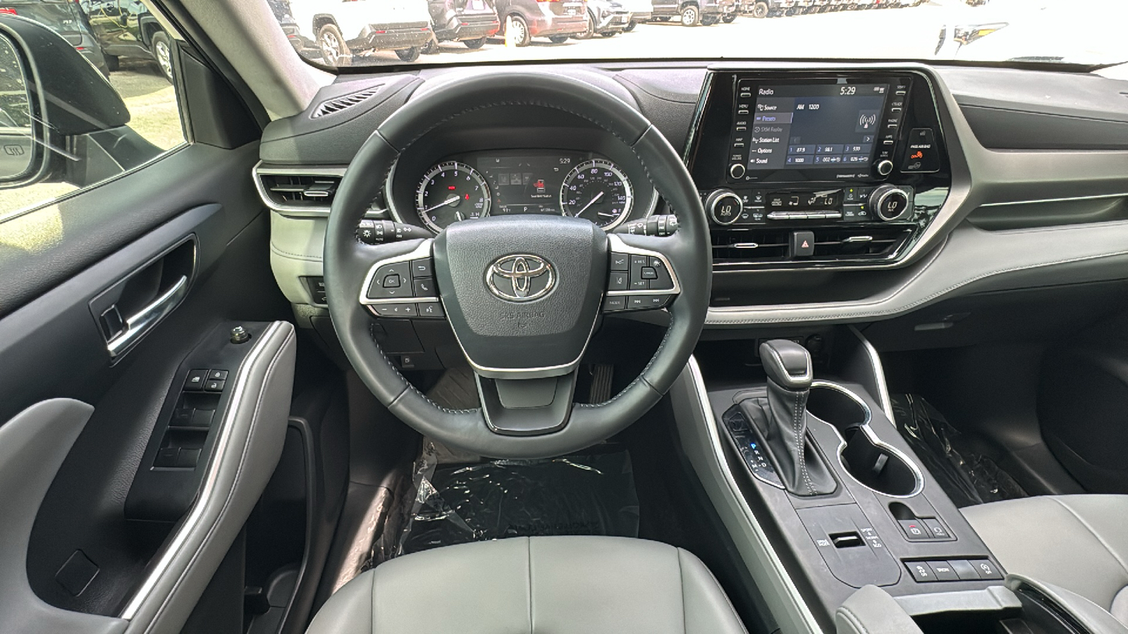 2022 Toyota Highlander XLE 21