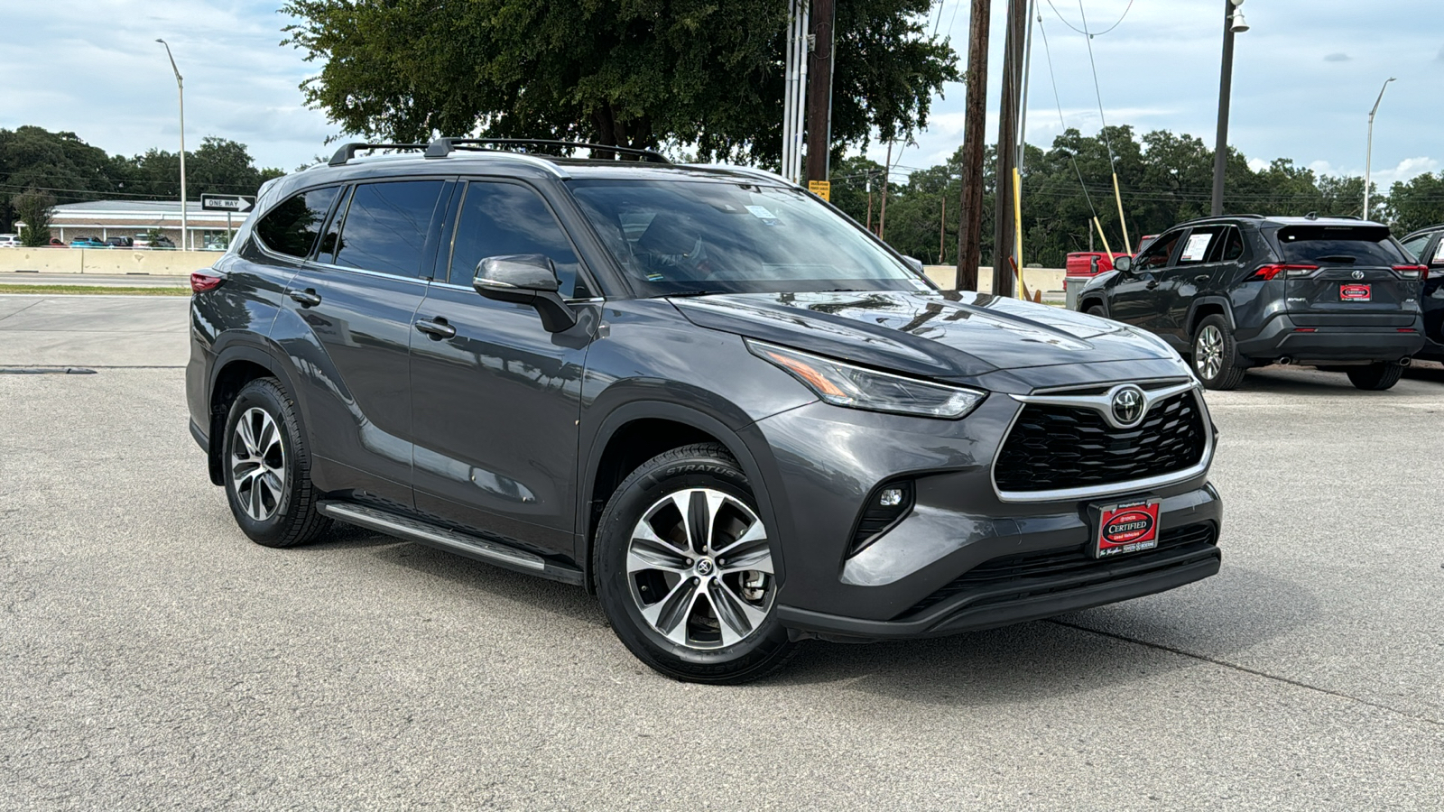 2022 Toyota Highlander XLE 43