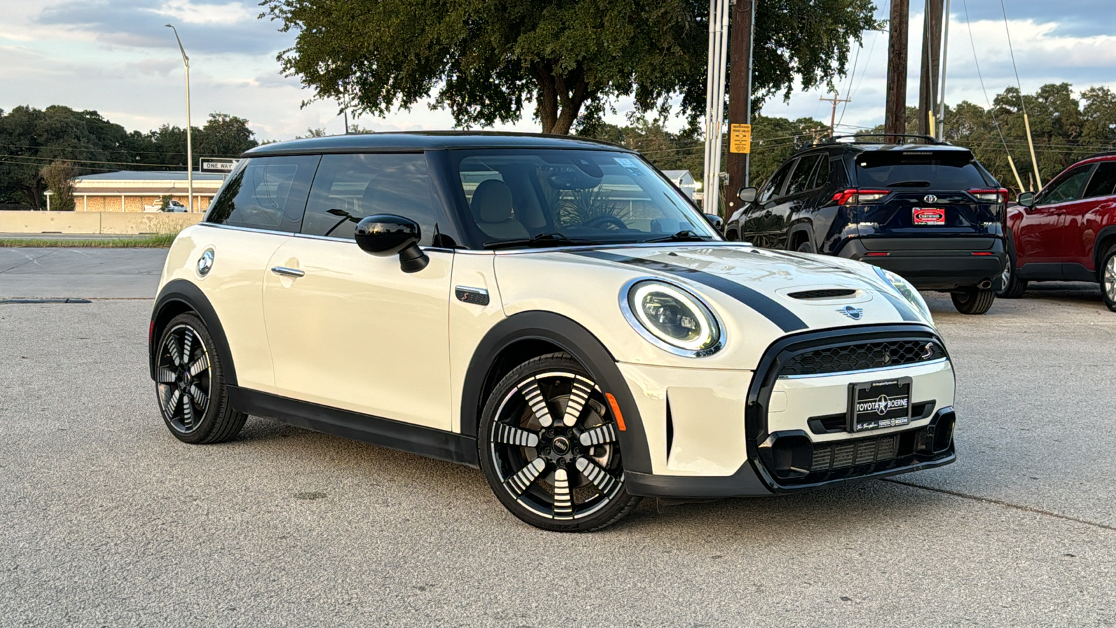 2022 MINI Cooper S Signature 1