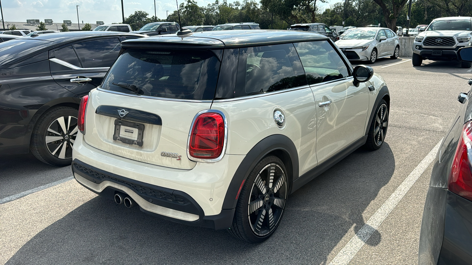 2022 MINI Cooper S Signature 7