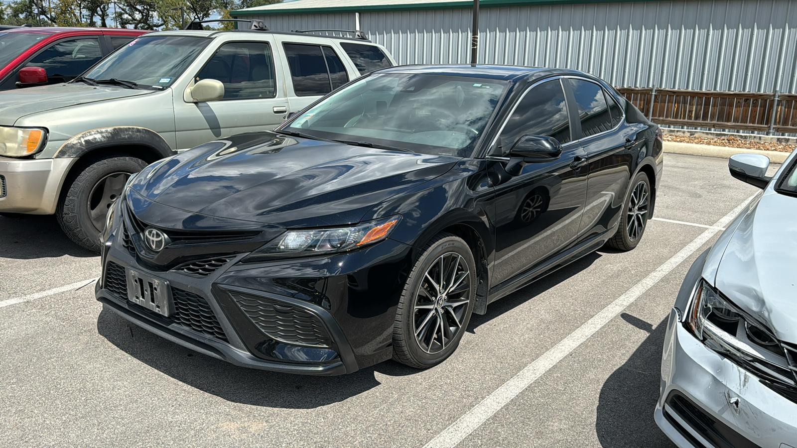 2021 Toyota Camry  3