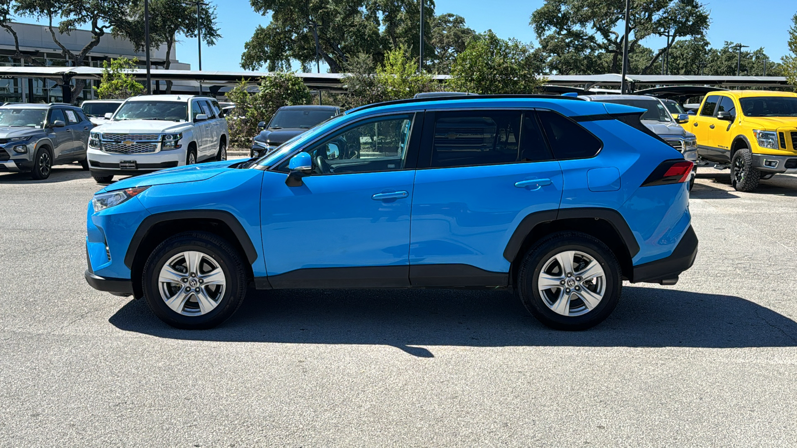 2021 Toyota RAV4 XLE 4