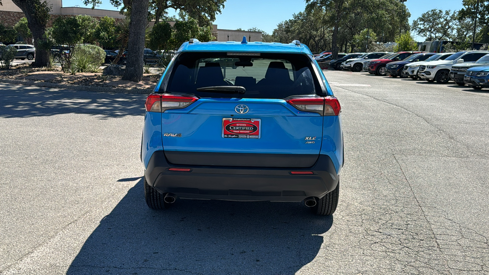 2021 Toyota RAV4 XLE 6