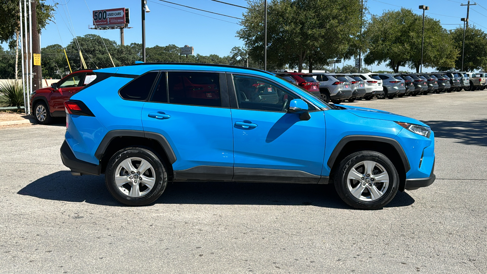 2021 Toyota RAV4 XLE 8