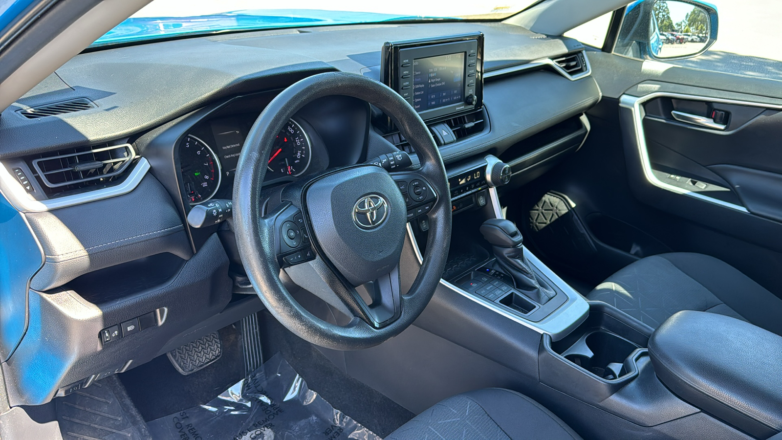 2021 Toyota RAV4 XLE 11