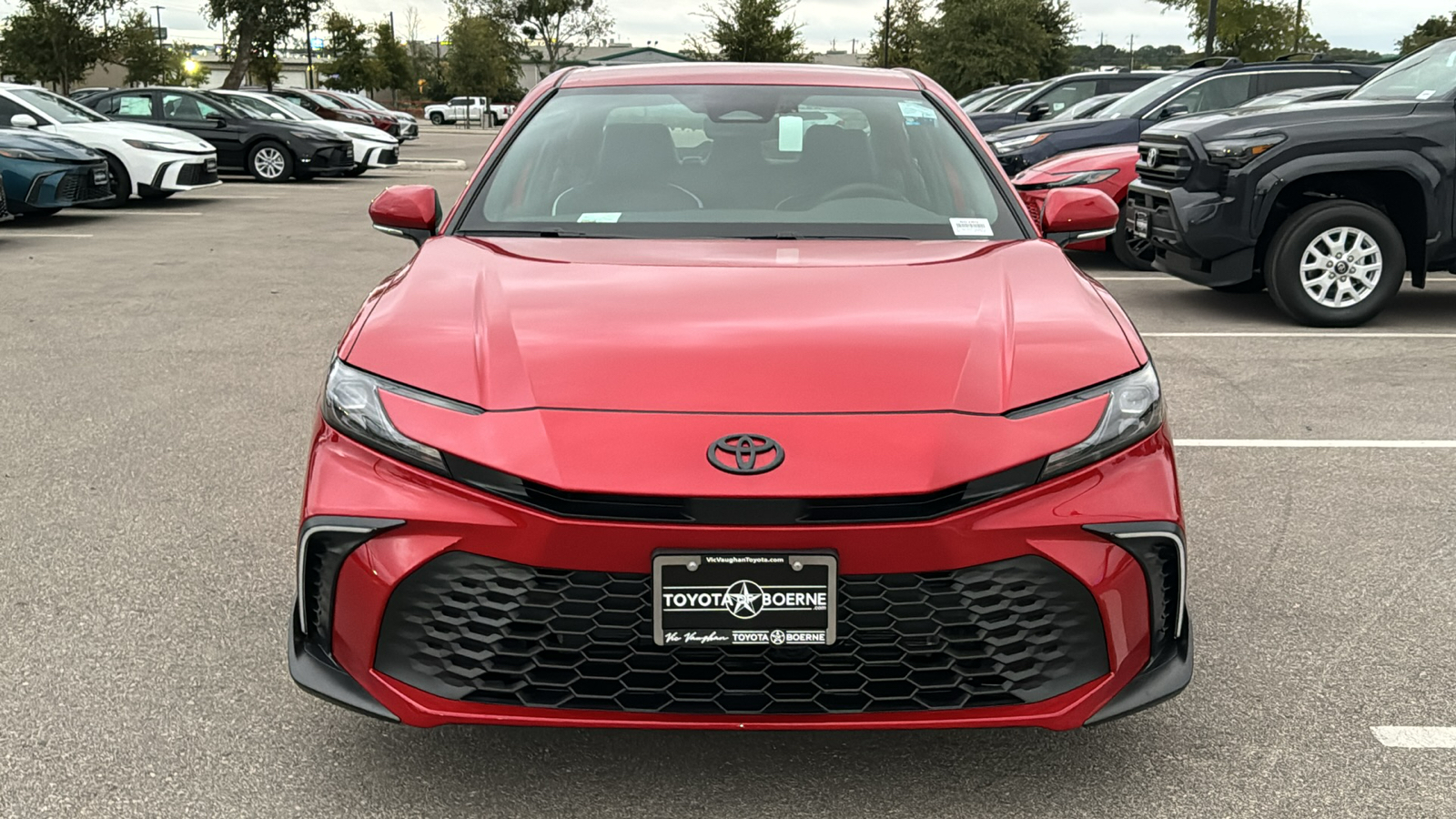 2025 Toyota Camry SE 3