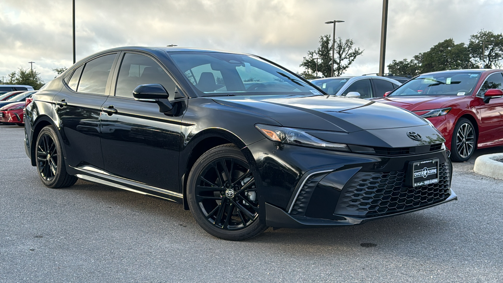 2025 Toyota Camry SE 2