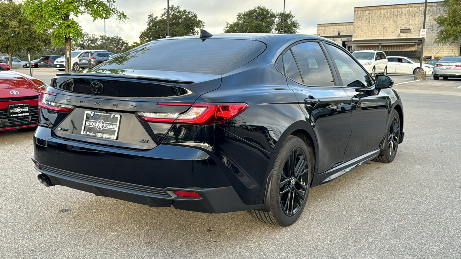 2025 Toyota Camry SE 7