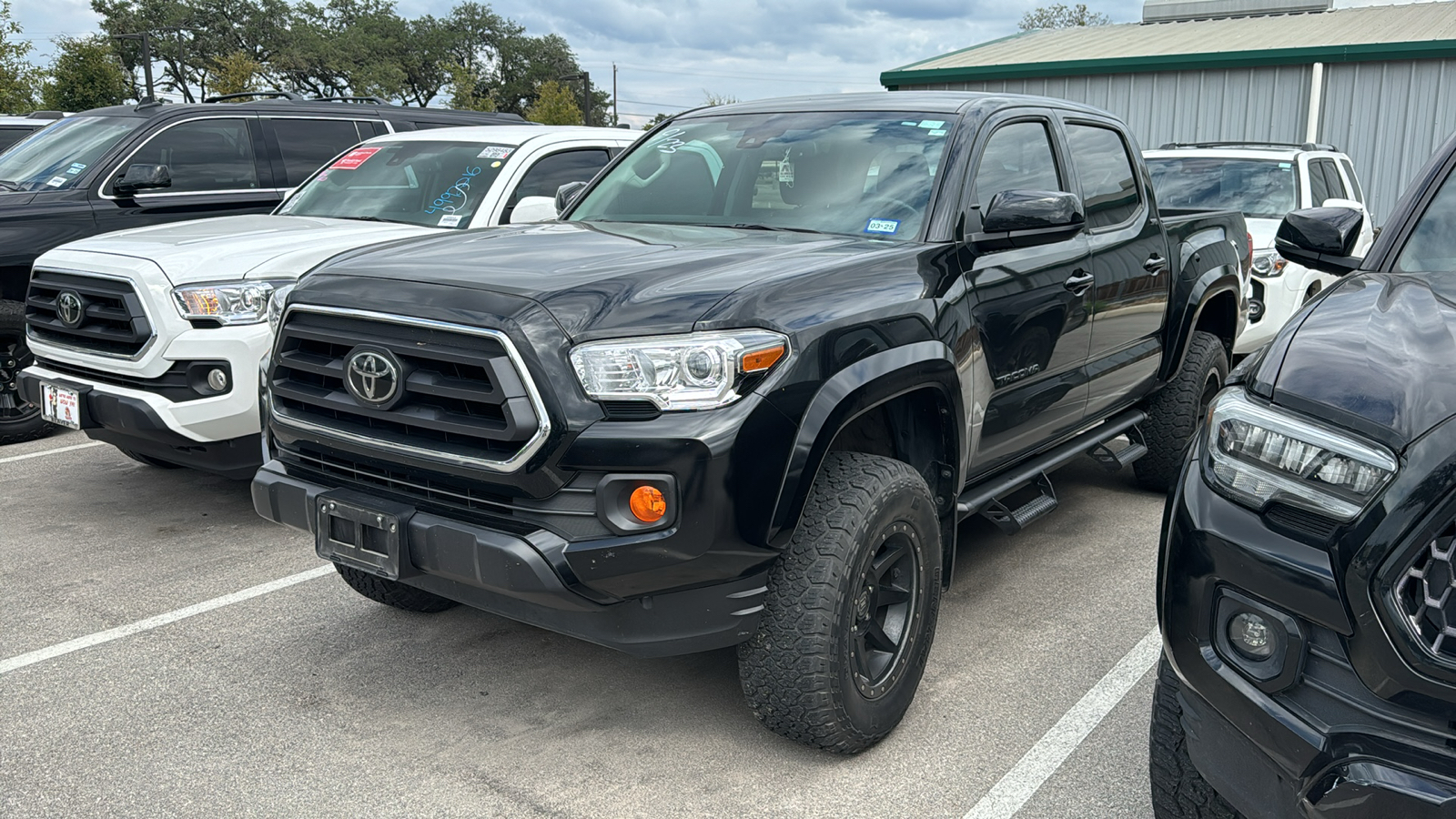 2022 Toyota Tacoma SR5 3