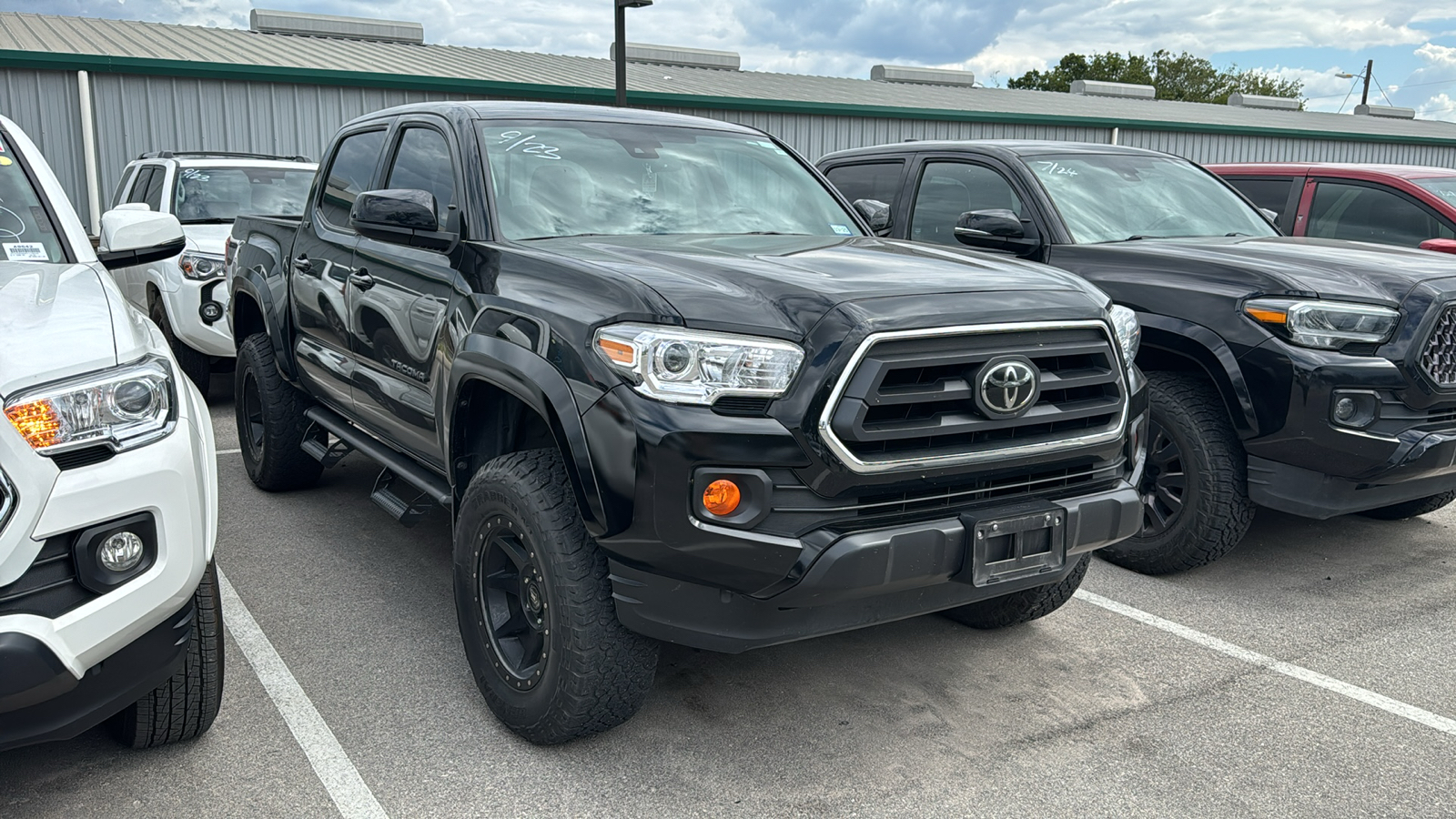 2022 Toyota Tacoma SR5 11