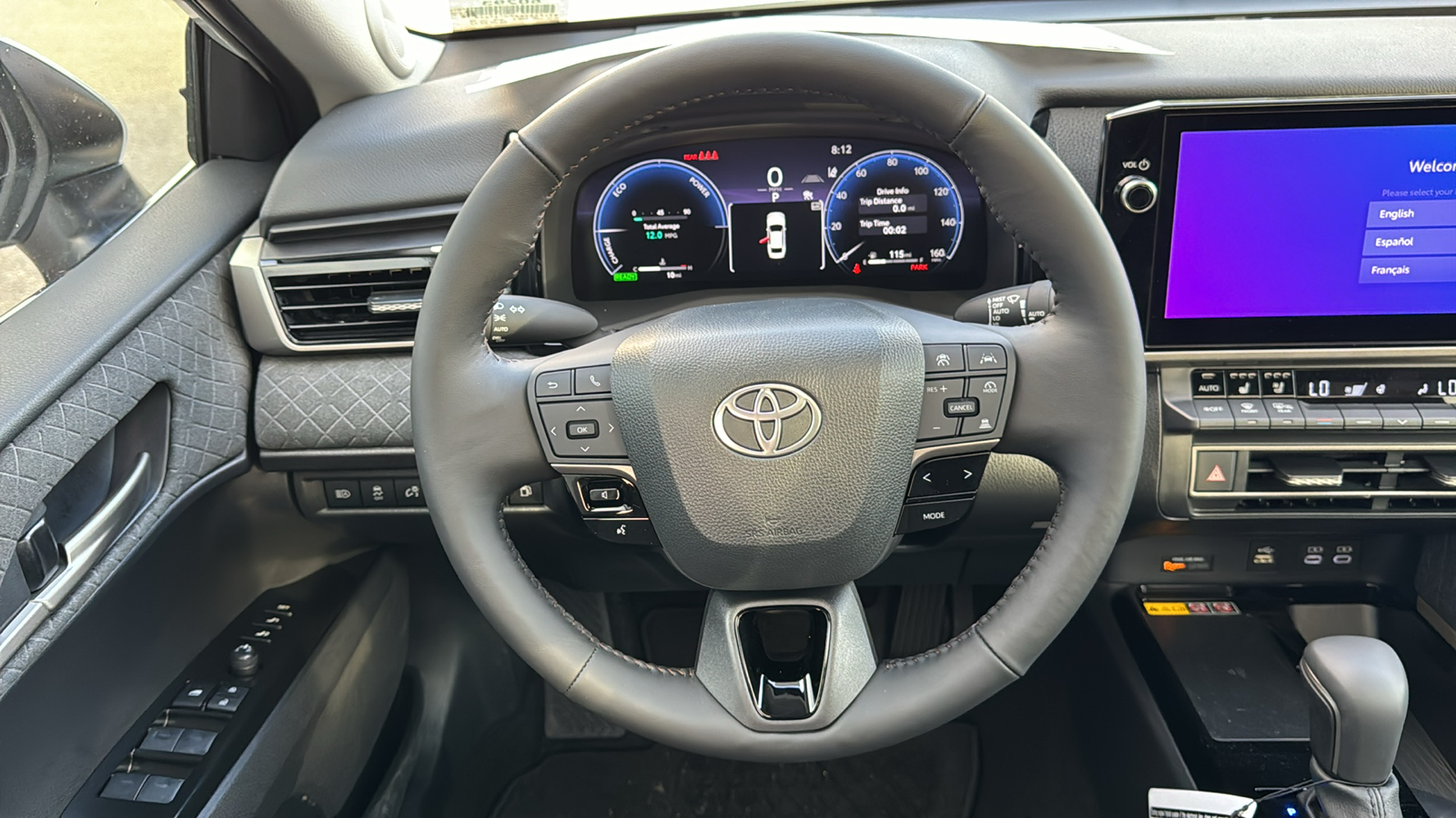 2025 Toyota Camry XLE 17