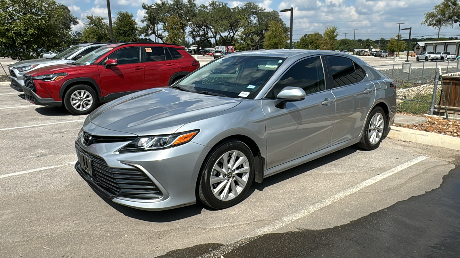 2022 Toyota Camry LE 4