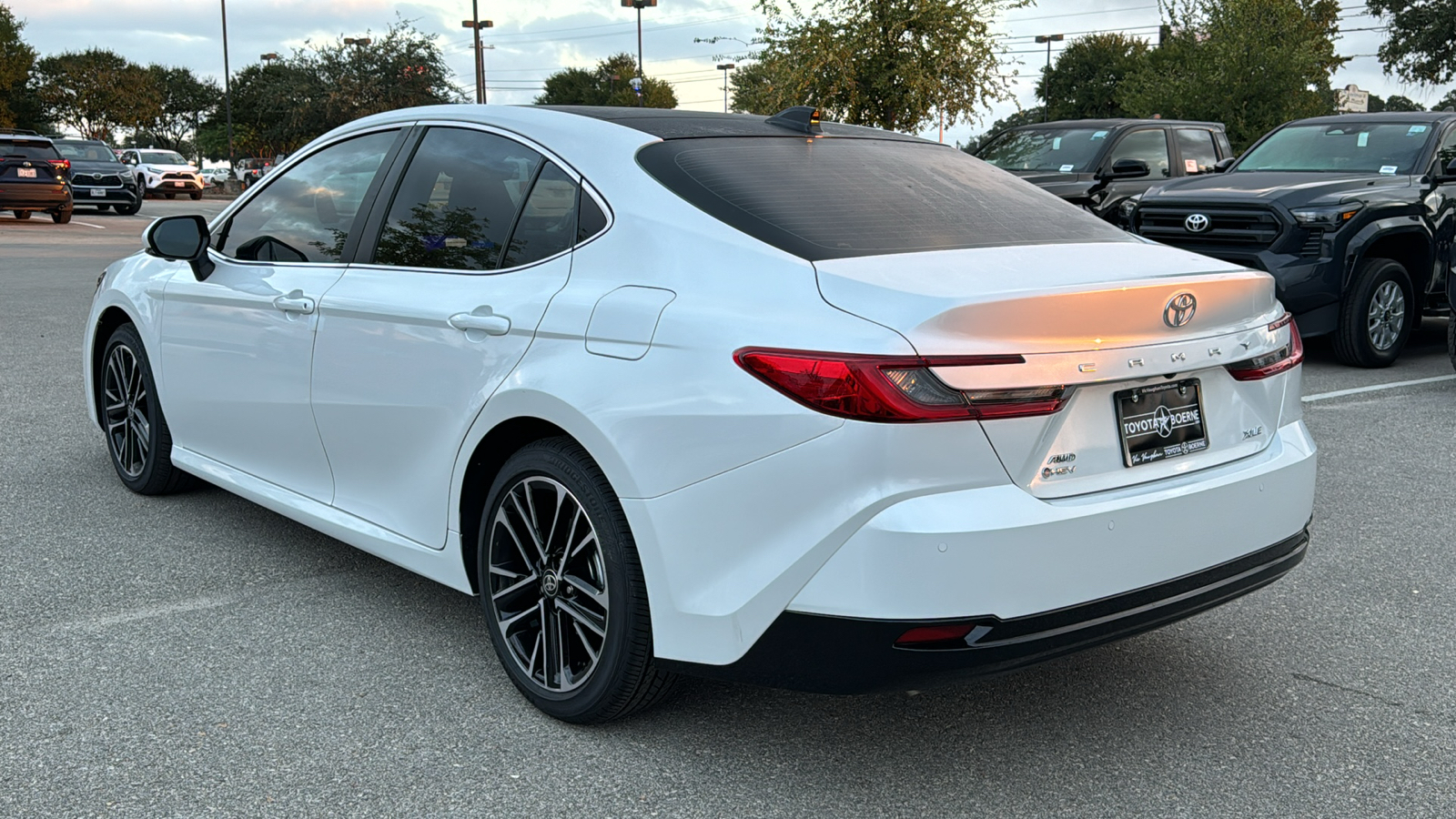 2025 Toyota Camry XLE 5