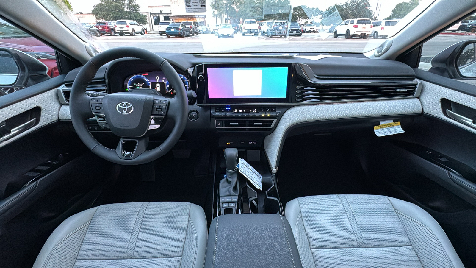 2025 Toyota Camry XLE 16