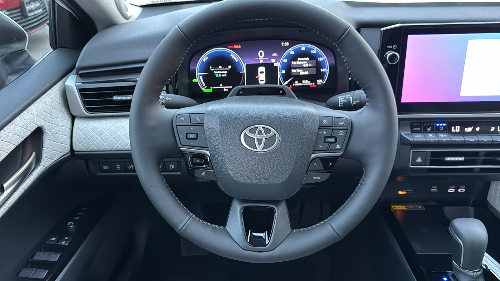 2025 Toyota Camry XLE 17