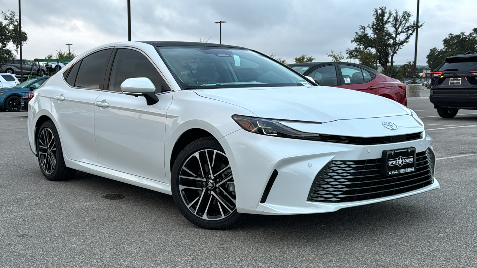 2025 Toyota Camry XLE 24