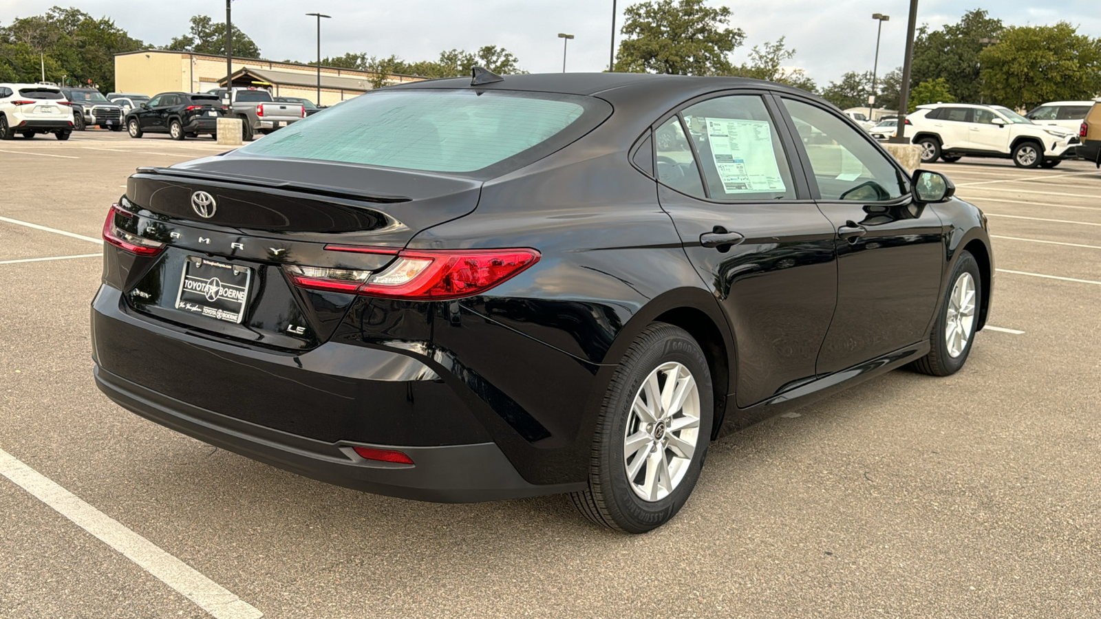 2025 Toyota Camry LE 7