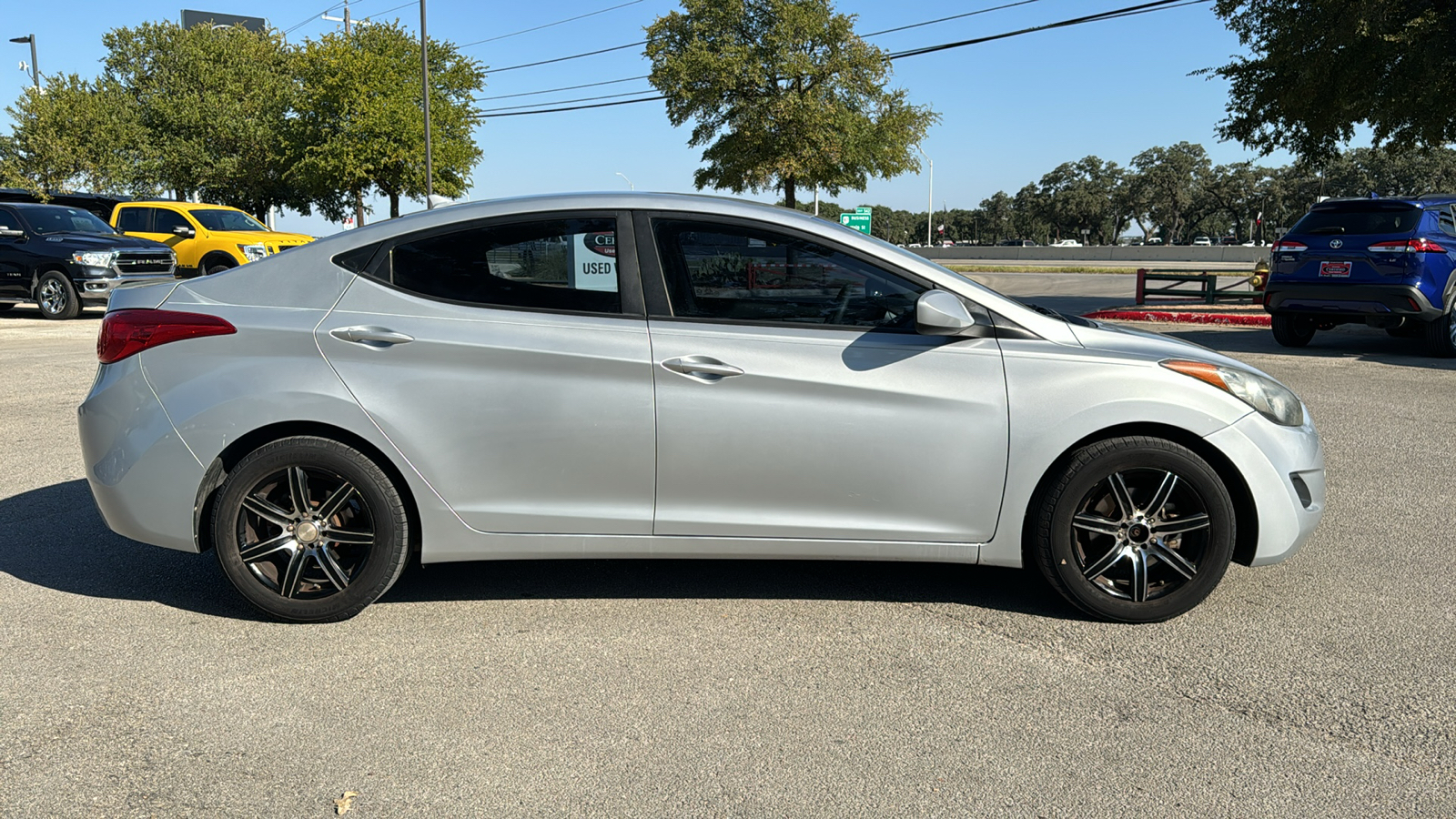 2013 Hyundai Elantra GLS 8