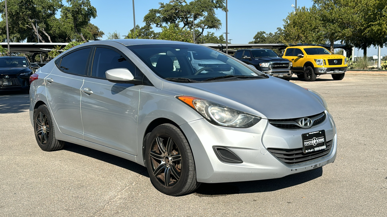 2013 Hyundai Elantra GLS 34