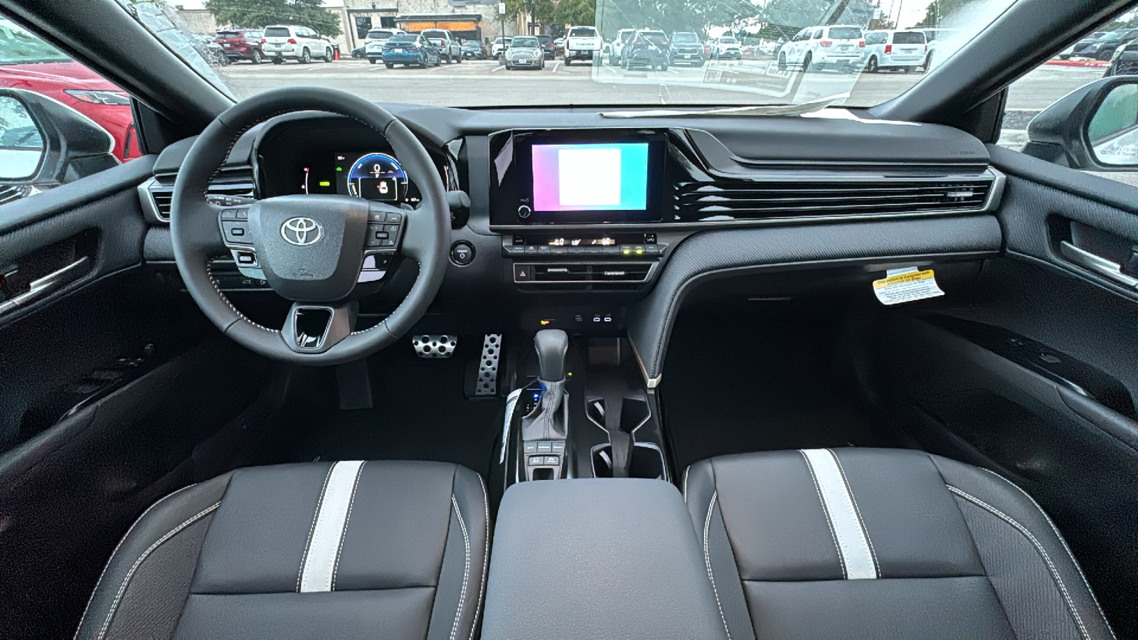 2025 Toyota Camry SE 16