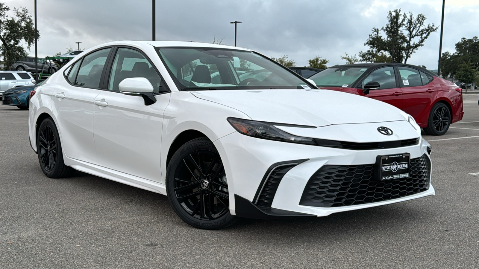 2025 Toyota Camry SE 24