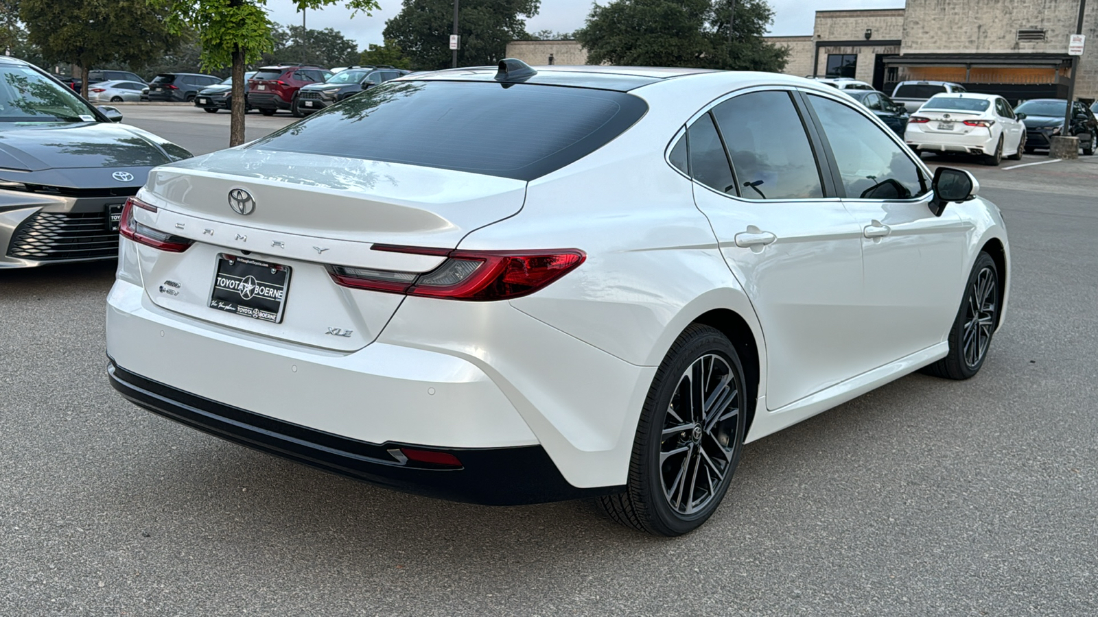 2025 Toyota Camry XLE 7