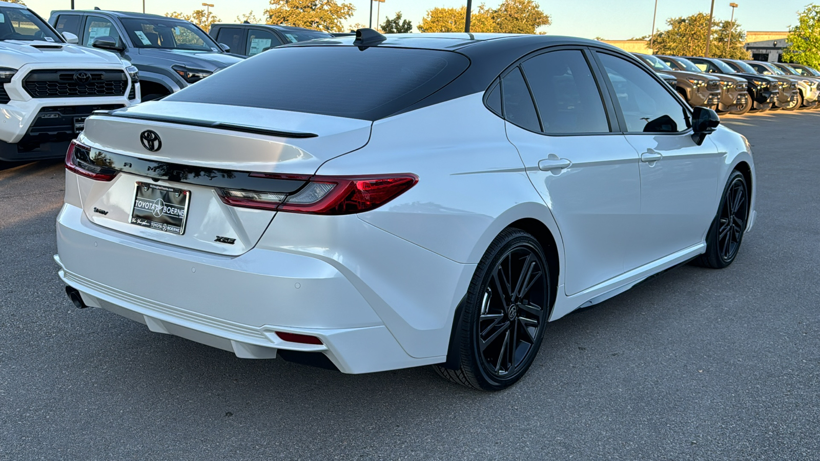 2025 Toyota Camry XSE 8