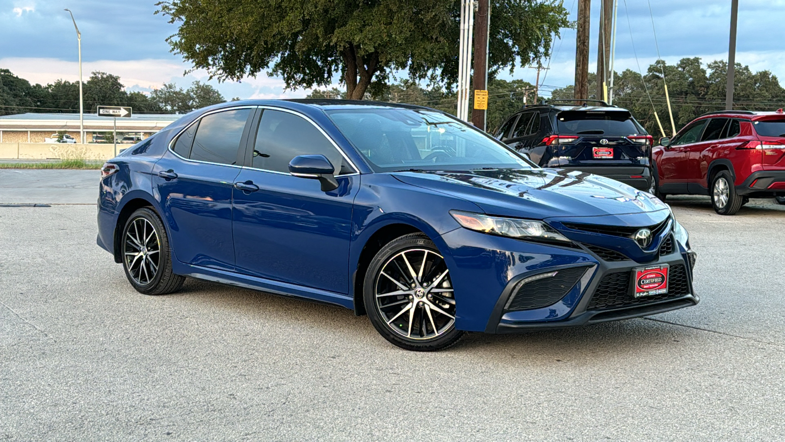 2024 Toyota Camry SE 39