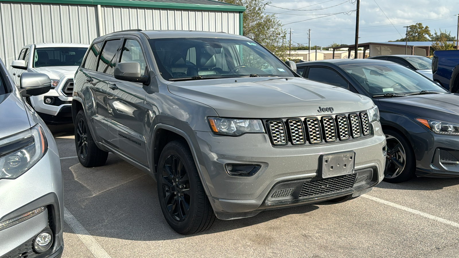 2020 Jeep Grand Cherokee Altitude 11