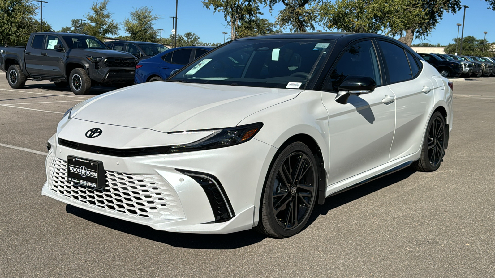 2025 Toyota Camry XSE 3