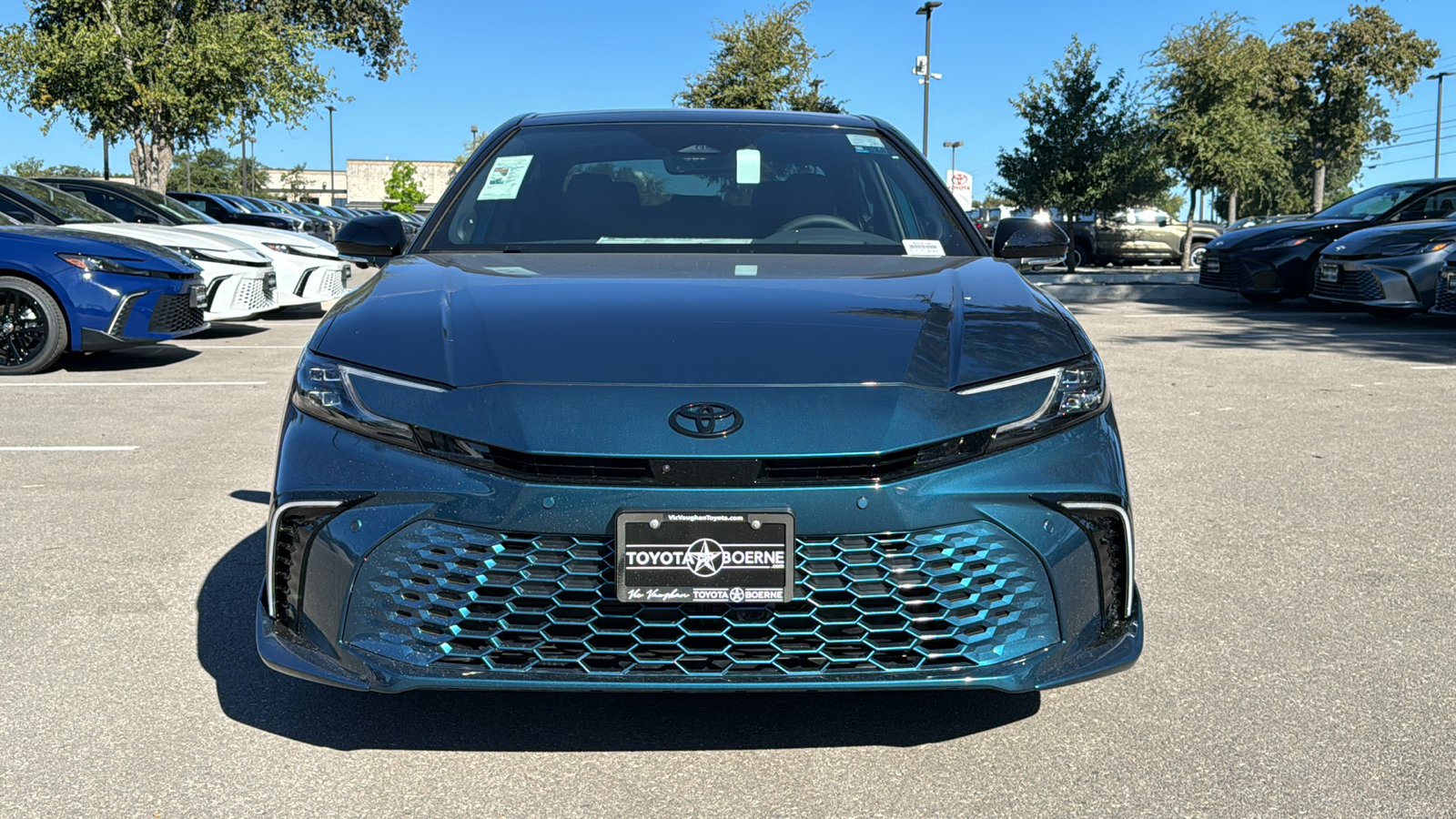 2025 Toyota Camry XSE 2