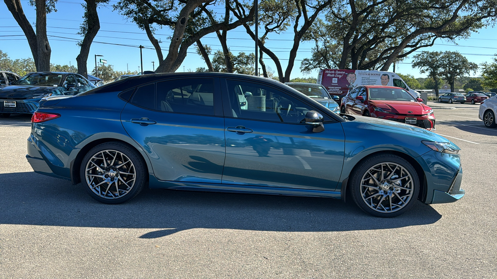 2025 Toyota Camry XSE 8