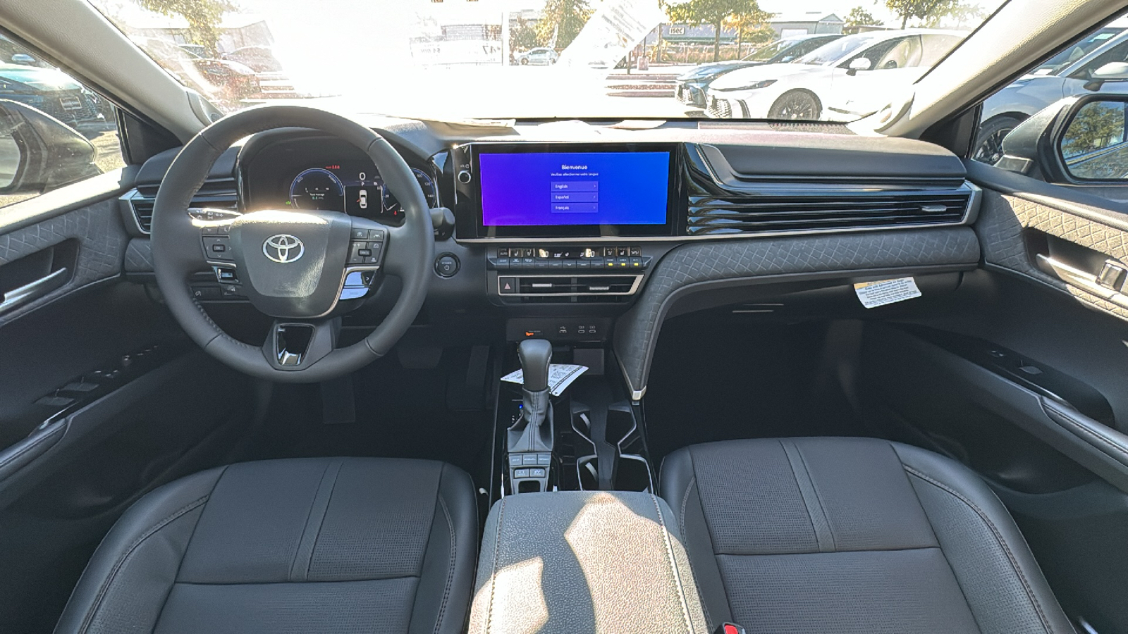 2025 Toyota Camry XLE 16