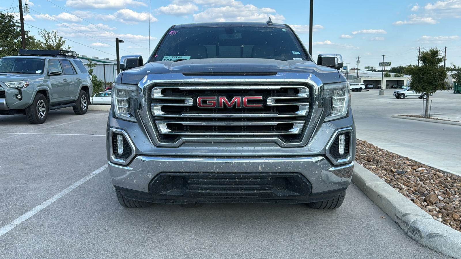 2020 GMC Sierra 1500 SLT 2