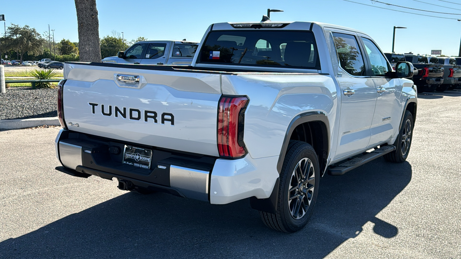 2025 Toyota Tundra Limited 8