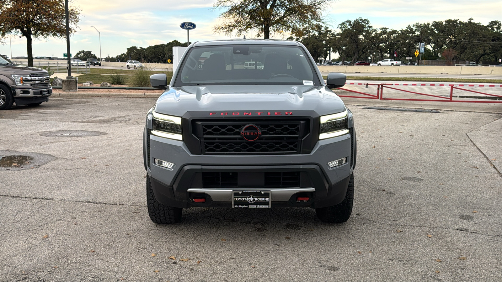 2023 Nissan Frontier PRO-X 2