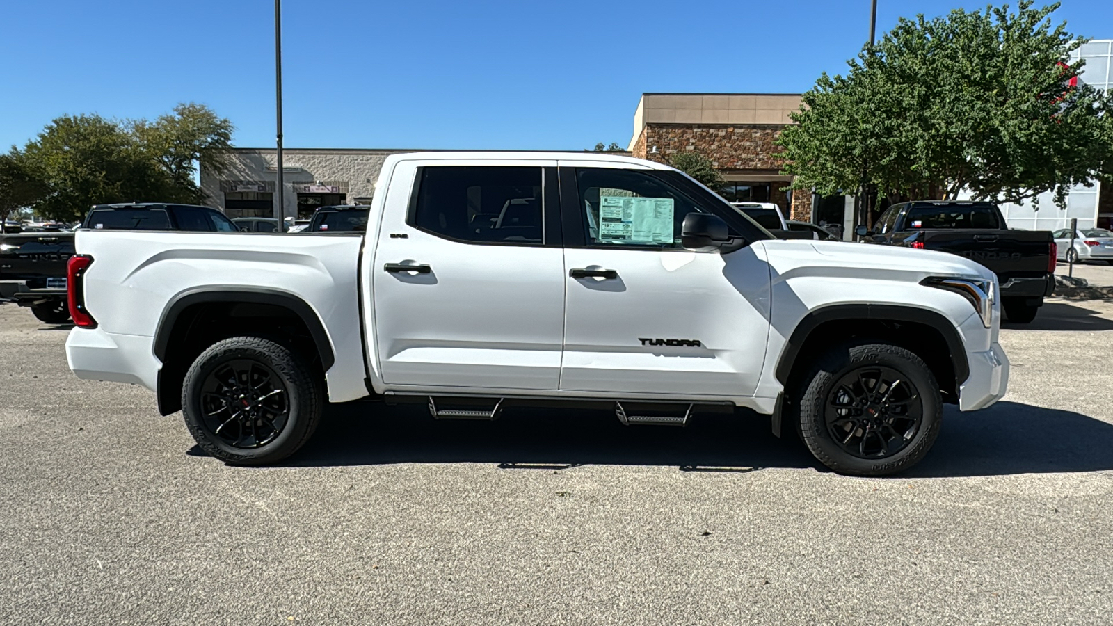 2025 Toyota Tundra SR5 8