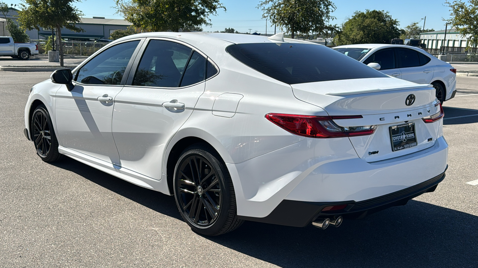 2025 Toyota Camry SE 5