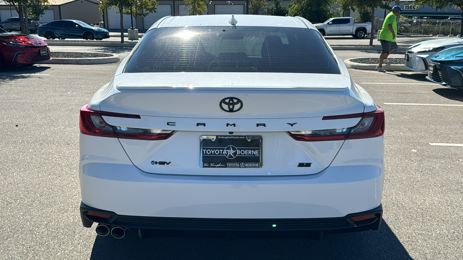 2025 Toyota Camry SE 6