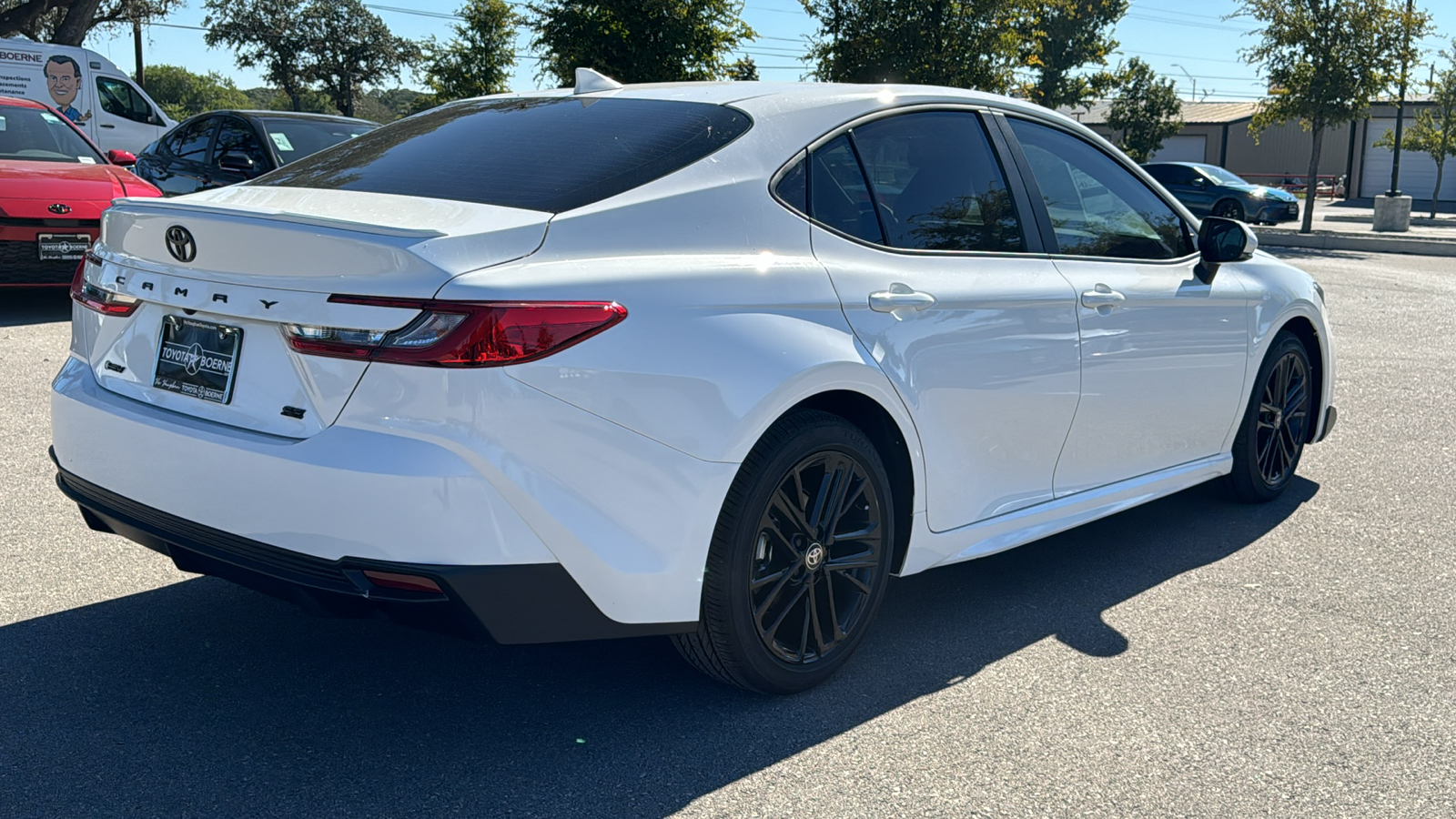 2025 Toyota Camry SE 7