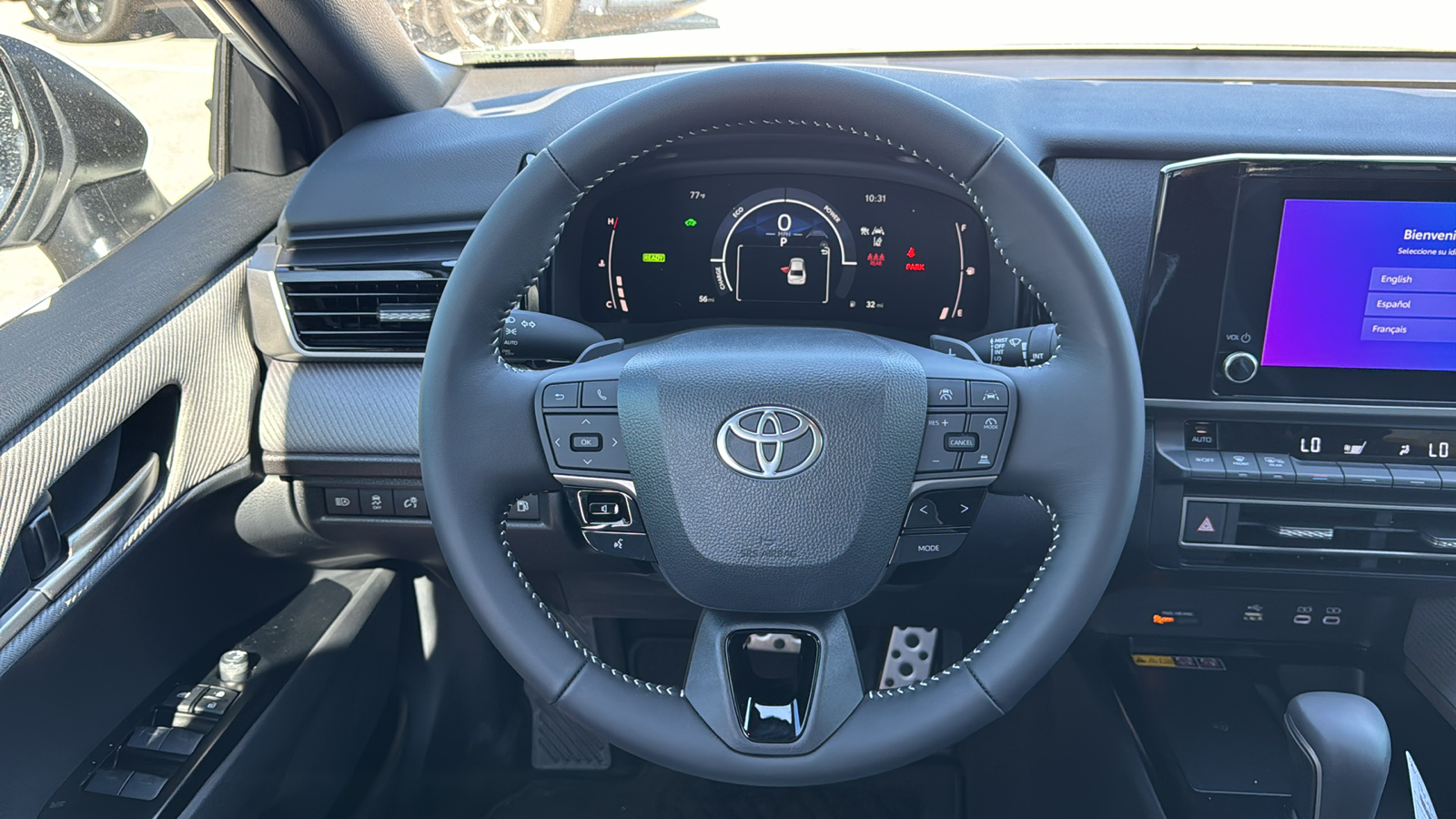 2025 Toyota Camry SE 17