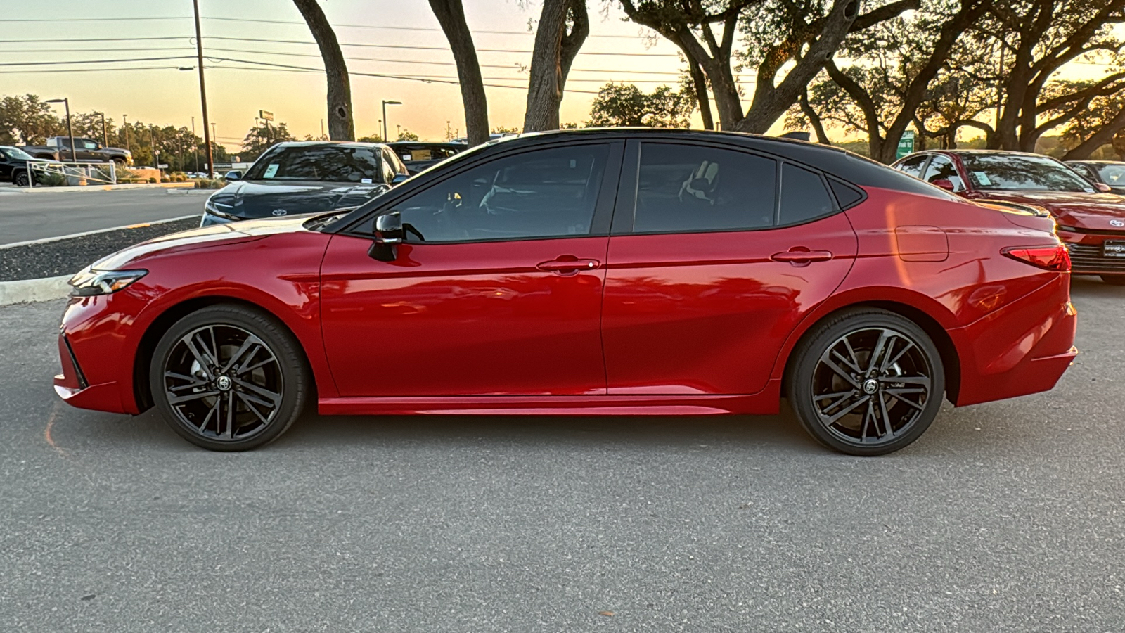 2025 Toyota Camry XSE 4