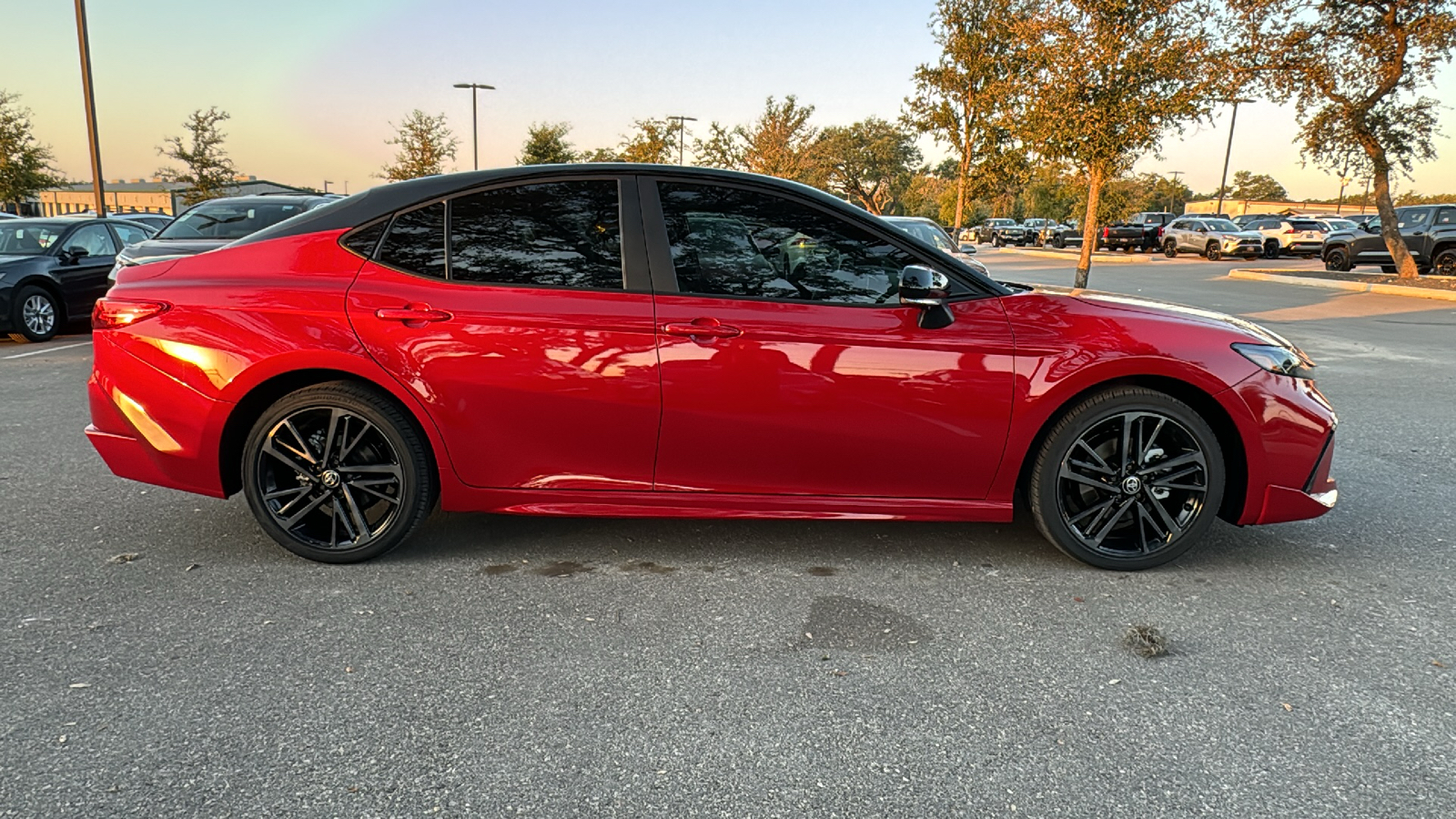 2025 Toyota Camry XSE 8